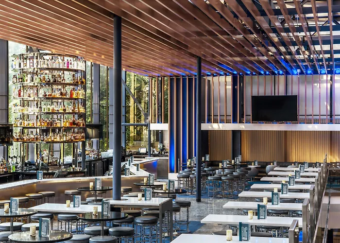 Hyatt Regency Chicago
