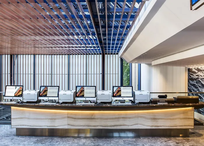Hyatt Regency Hotel 4*