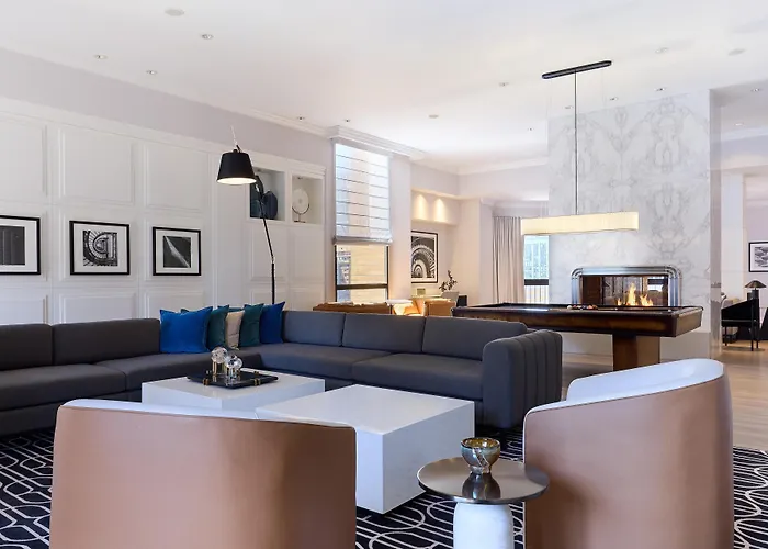 Hyatt Regency 4*
